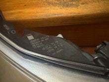 Laden Sie das Bild in den Galerie-Viewer, Frontscheinwerfer Toyota Avensis H279GR-DE Rechts Scheinwerfer Headlight SCH1438121615wo
