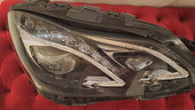 Laden Sie das Bild in den Galerie-Viewer, Frontscheinwerfer Mercedes-Benz 2129063203 Rechts Scheinwerfer Headlight