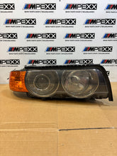 Laden Sie das Bild in den Galerie-Viewer, Frontscheinwerfer BMW E38 8386954 Xenon Rechts Scheinwerfer Headlight SCH1890671353le