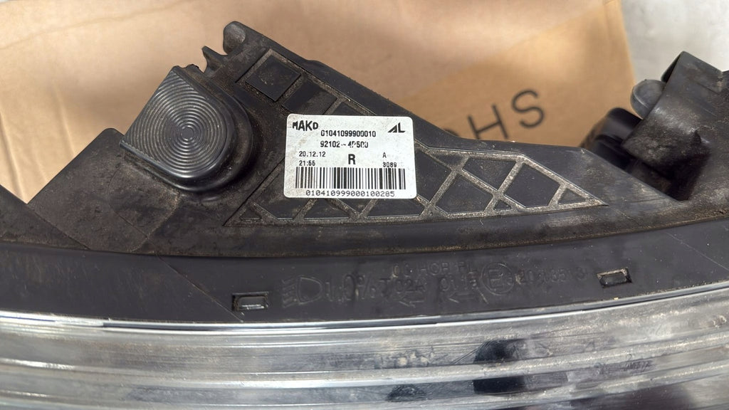 Frontscheinwerfer Hyundai I20 92102-4P500 Rechts Scheinwerfer Headlight