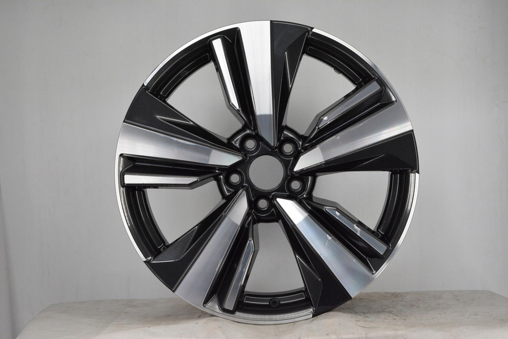 1x Alufelge 19 Zoll 7.5