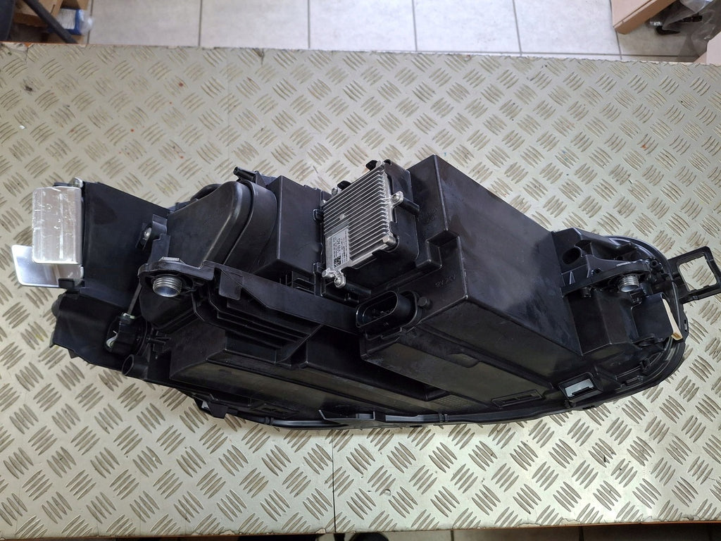 Frontscheinwerfer VW Passat 3J1941005 LED Ein Stück (Rechts oder Links) SCH9750294439cz