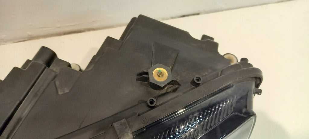 Frontscheinwerfer Skoda Octavia III 5E1941015F Full LED Rechts oder Links SCH3397117952fl