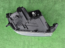 Laden Sie das Bild in den Galerie-Viewer, Frontscheinwerfer Mercedes-Benz W166 A1668207259 Bi-Xenon Links Headlight SCH1399189306es