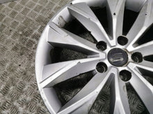 Laden Sie das Bild in den Galerie-Viewer, 1x Alufelge 17 Zoll 5x112 575601025B Seat Ateca Rim Wheel FEL1131953899wa