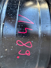 Load image into Gallery viewer, 1x Alufelge 19 Zoll 8.5" 5x108 56ET Glanz Schwarz 32143628 Volvo Xc40 Rim Wheel FEL1953950018la