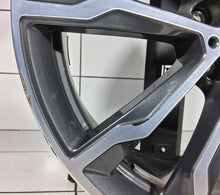 Laden Sie das Bild in den Galerie-Viewer, 1x Alufelge 20 Zoll 9.5" 5x112 43ET Glanz Graphit 8010269 BMW Rim Wheel FEL3726590820wm
