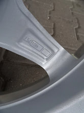 Load image into Gallery viewer, 1x Alufelge 16 Zoll 7.0" 5x108 48ET Glanz Silber GR70638P81-0 Rim Wheel FEL1044391790zt