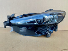Laden Sie das Bild in den Galerie-Viewer, Frontscheinwerfer Mazda III GRF5-51040 LED Links Scheinwerfer Headlight