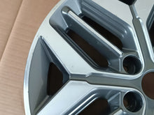 Load image into Gallery viewer, 1x Alufelge 17 Zoll 7.0" 5x114.3 50ET 52910-A8610 Kia I Rim Wheel FEL3086927078wv