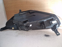 Laden Sie das Bild in den Galerie-Viewer, Frontscheinwerfer Ford Fiesta H1BB-13W029-AJ Rechts Scheinwerfer Headlight SCH1498269812vm