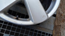 Load image into Gallery viewer, 1x Alufelge 17 Zoll 7.5" 5x112 47ET Matt Silber 3C0601025E VW Passat Rim Wheel FEL3811170562bp