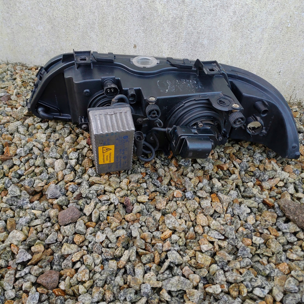 Frontscheinwerfer BMW E39 8386564 Xenon Rechts Scheinwerfer Headlight SCH6608012890ho