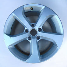 Load image into Gallery viewer, 1x Alufelge 17 Zoll 7.5&quot; 5x112 49ET 5G060125BG VW Golf Vii Rim Wheel