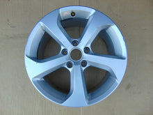 Load image into Gallery viewer, 1x Alufelge 17 Zoll 7.5&quot; 5x112 49ET 5G060125BG VW Golf Vii Rim Wheel