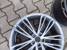 Load image into Gallery viewer, 1x Alufelge 19 Zoll 8.5" 5x112 30ET 4K8601025AK Audi Rim Wheel FEL8337591121gk