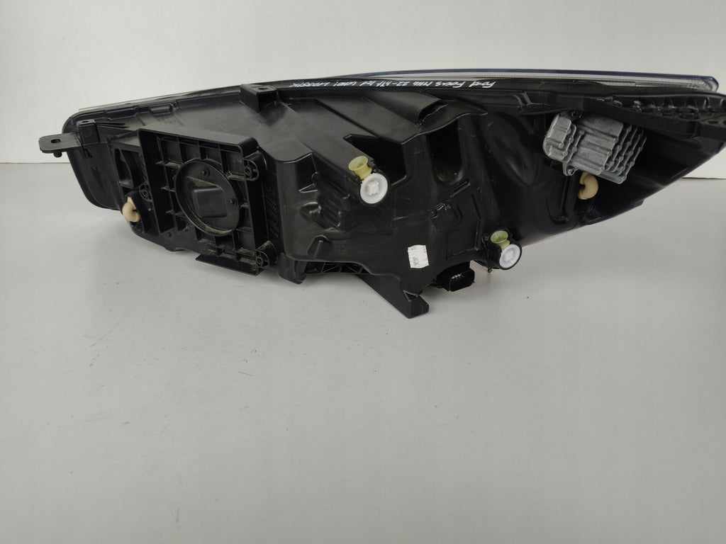 Frontscheinwerfer Ford Focus Rechts Scheinwerfer Headlight SCH4190148599iw
