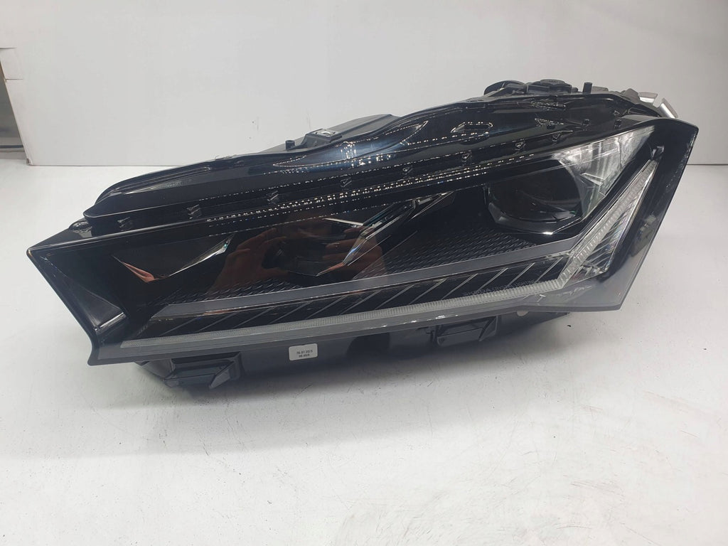 Frontscheinwerfer Skoda Superb 3P1941015A Links Scheinwerfer Headlight SCH3373217208xx