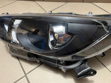 Load image into Gallery viewer, Frontscheinwerfer Toyota 4 Yaris Links Scheinwerfer Headlight