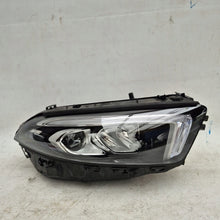 Laden Sie das Bild in den Galerie-Viewer, Frontscheinwerfer Mercedes-Benz W177 A1779062800 Rechts Scheinwerfer Headlight SCH2533492726an