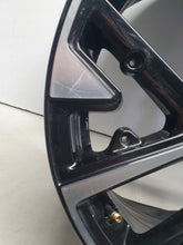 Laden Sie das Bild in den Galerie-Viewer, 1x Alufelge 17 Zoll 7.0" 4x108 32ET Glanz Schwarz 9833892680 Opel Corsa F FEL5388145638vv