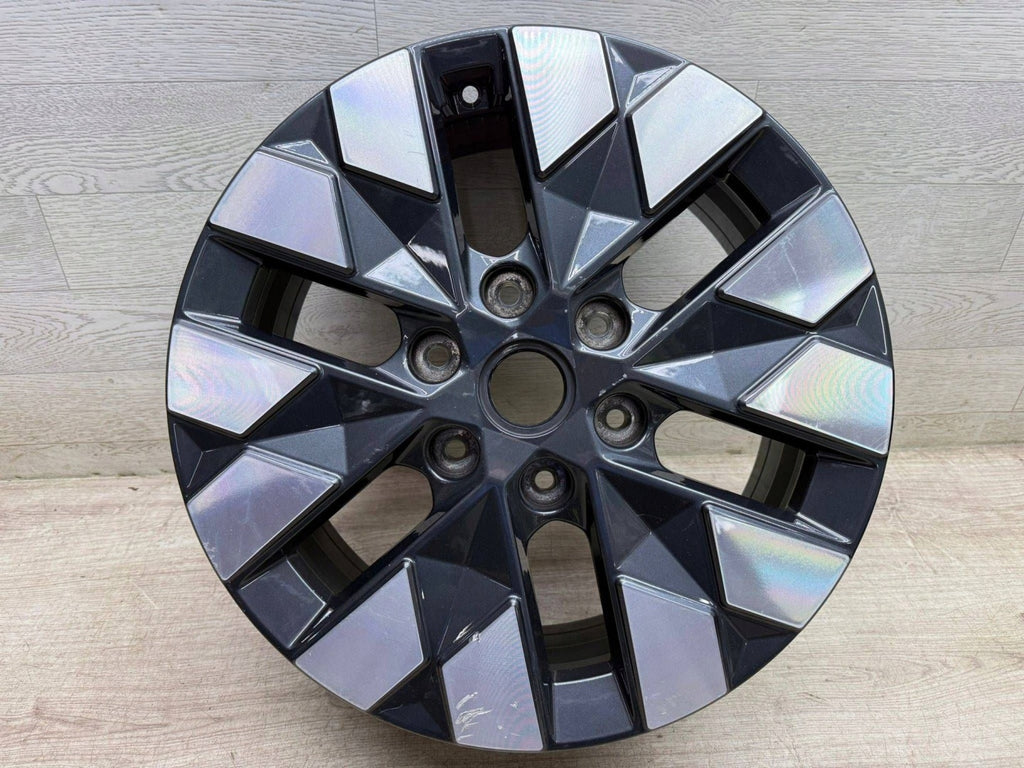 1x Alufelge 18 Zoll 5x114.3 52910CG940 Hyundai Staria Rim Wheel FEL2176363698sj