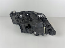 Laden Sie das Bild in den Galerie-Viewer, Frontscheinwerfer BMW 5 G31 G30 7439187-04 Full LED Links Scheinwerfer Headlight SCH9408581692fj