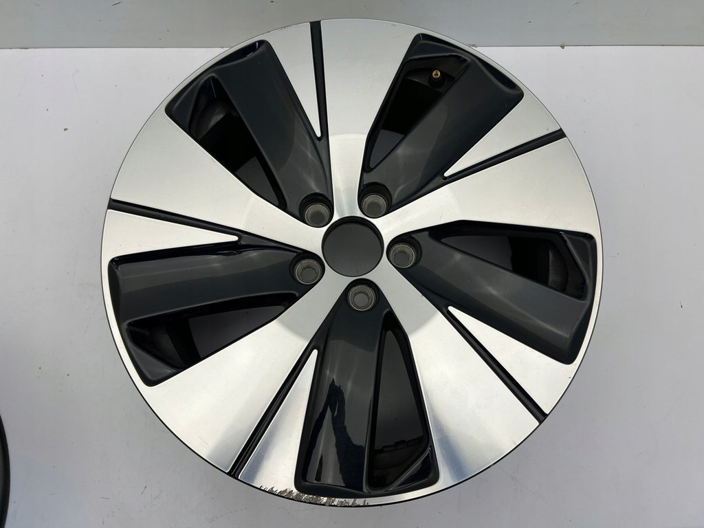 1x Alufelge 18 Zoll 7.5" 5x108 31680403 Volvo Xc40 Rim Wheel