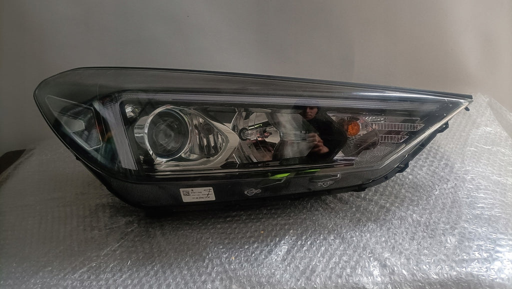 Frontscheinwerfer Hyundai Tucson 92102D7600 Rechts Scheinwerfer Headlight