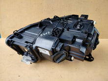 Laden Sie das Bild in den Galerie-Viewer, Frontscheinwerfer Mercedes-Benz W176 A1768204461 Xenon Links Headlight SCH9558176829hk