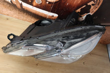Laden Sie das Bild in den Galerie-Viewer, Frontscheinwerfer Mercedes-Benz W212 A2128201959 Xenon Rechts oder Links SCH1602471097xg