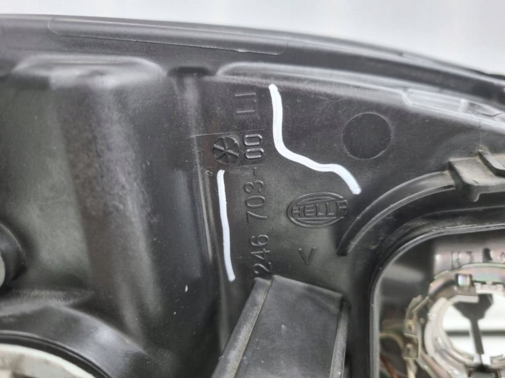 Frontscheinwerfer Mercedes-Benz Viano W639 Vito 246703-00 Links Headlight SCH3158929670pb