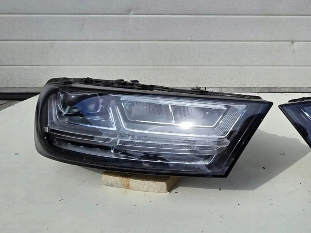 Frontscheinwerfer Audi Q7 4M0941033B Rechts Scheinwerfer Headlight