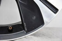 Laden Sie das Bild in den Galerie-Viewer, 1x Alufelge 17 Zoll 6.5&quot; 5x114.3 45ET Glanz Graphit 5SH3E Mg 1 Rim Wheel