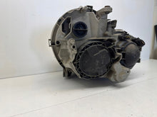 Laden Sie das Bild in den Galerie-Viewer, Frontscheinwerfer Mercedes-Benz W203 A2038203559 Rechts Scheinwerfer Headlight SCH9075466303ow