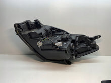 Laden Sie das Bild in den Galerie-Viewer, Frontscheinwerfer Toyota Yaris Rechts Scheinwerfer Headlight SCH2642749762lo