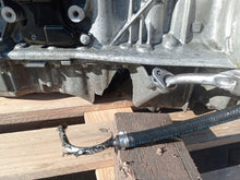 Load image into Gallery viewer, Motor Mercedes-Benz W204 W212 274910 1.6 CGI 40TKm Benzin Engine Unkomplett