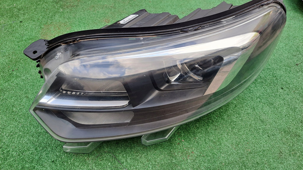 Frontscheinwerfer Opel Zafira Vivaro C 00218275-01 Xenon Links Headlight