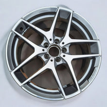 Laden Sie das Bild in den Galerie-Viewer, 1x Alufelge 19 Zoll 8.0&quot; 5x112 A1564013000 Mercedes-Benz Gla Amg Rim Wheel