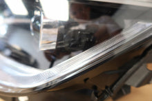 Load image into Gallery viewer, Frontscheinwerfer VW Golf VIII 5H1941035 LED Ein Stück (Rechts oder Links) SCH1871722042ju