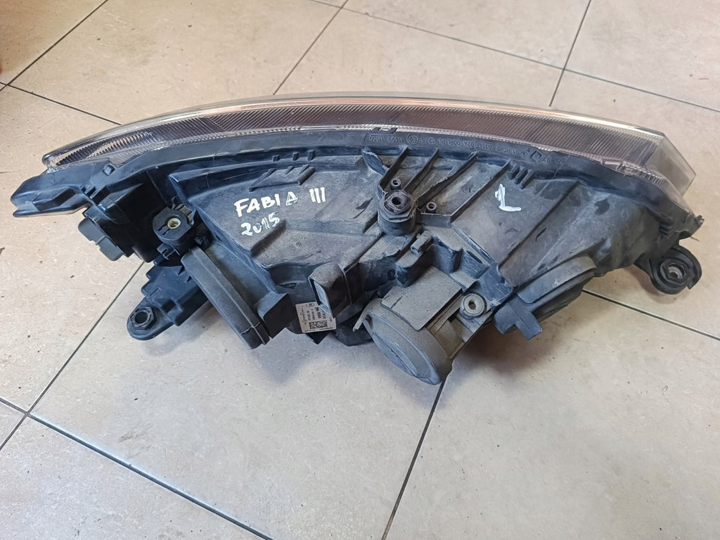 Frontscheinwerfer Skoda Fabia III 6V1941015 Links Scheinwerfer Headlight