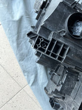 Load image into Gallery viewer, Frontscheinwerfer VW Tiguan 5NB941082A LED Rechts Scheinwerfer Headlight SCH5032803037ra