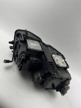 Laden Sie das Bild in den Galerie-Viewer, Frontscheinwerfer VW Tiguan Allspace 5NN941081C Ein Stück (Rechts oder Links) SCH5893703104vs
