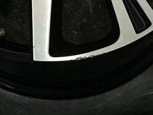 Laden Sie das Bild in den Galerie-Viewer, 1x Alufelge 18 Zoll 7.0&quot; 5x100 47ET Glanz Schwarz 6F9071498A Seat Arona