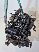 Load image into Gallery viewer, Motor Hyundai Kia Santa II Fe Sorento D4HB 2.2 CRDI 2009 Diesel Unkomplett