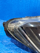 Laden Sie das Bild in den Galerie-Viewer, Frontscheinwerfer Skoda Superb III 3V1941016A Bi-Xenon Rechts Headlight
