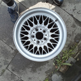 1x Alufelge 16 Zoll 5x112 Glanz BMW E24 E23 E34 Rim Wheel FEL9972473599cp