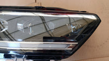 Laden Sie das Bild in den Galerie-Viewer, Frontscheinwerfer VW T-Roc 2GA941774 Rechts Scheinwerfer Headlight SCH3942907624lu