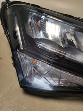 Laden Sie das Bild in den Galerie-Viewer, Frontscheinwerfer Skoda Superb III 3V1941016C LED Rechts Scheinwerfer Headlight