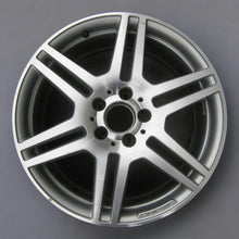 Laden Sie das Bild in den Galerie-Viewer, 1x Alufelge 18 Zoll 9.0&quot; 5x112 54ET Glanz Silber A2124012402 Mercedes-Benz Amg